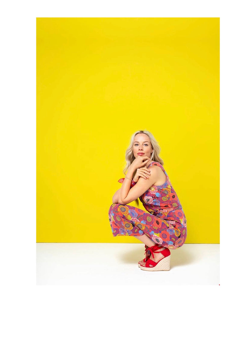 Jumpsuit - Flowerfield Blossom model